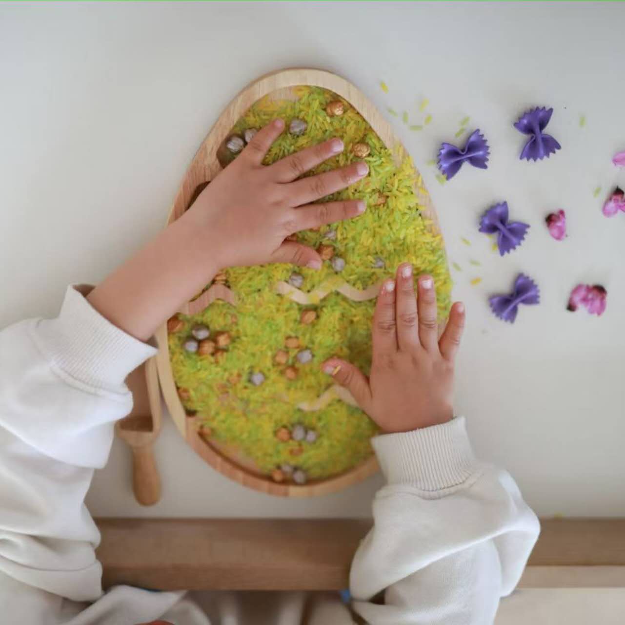 KokoFiller Primavera Brillante – Relleno Natural para bandeja sensorial Montessori