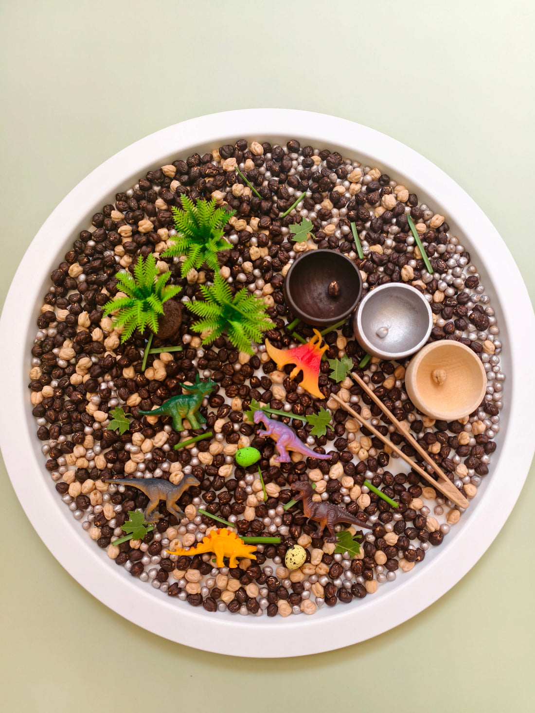 Bandeja Sensorial Montessori: Dino Safari